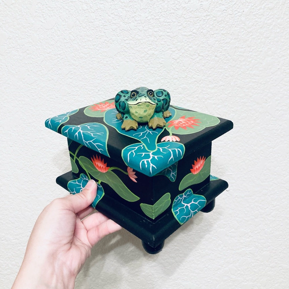 Balinese Folk Art Frog W/Lily Pads Hand Painted Wood Storage Box Cottagecore
